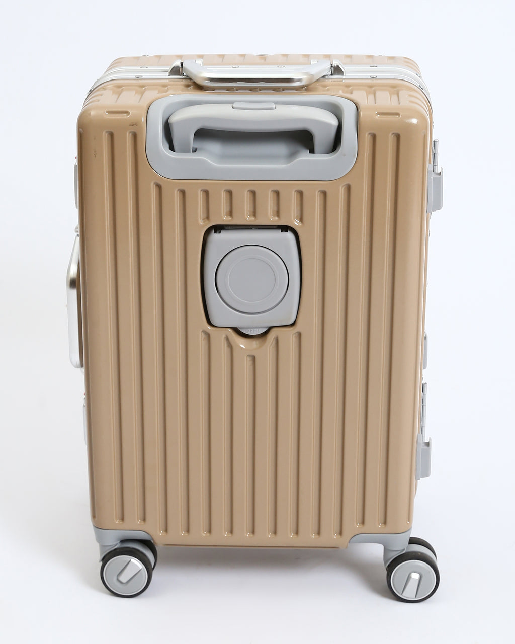 تايتان إيدج – شنطة سفر استثنائية باللون البيج الرملي