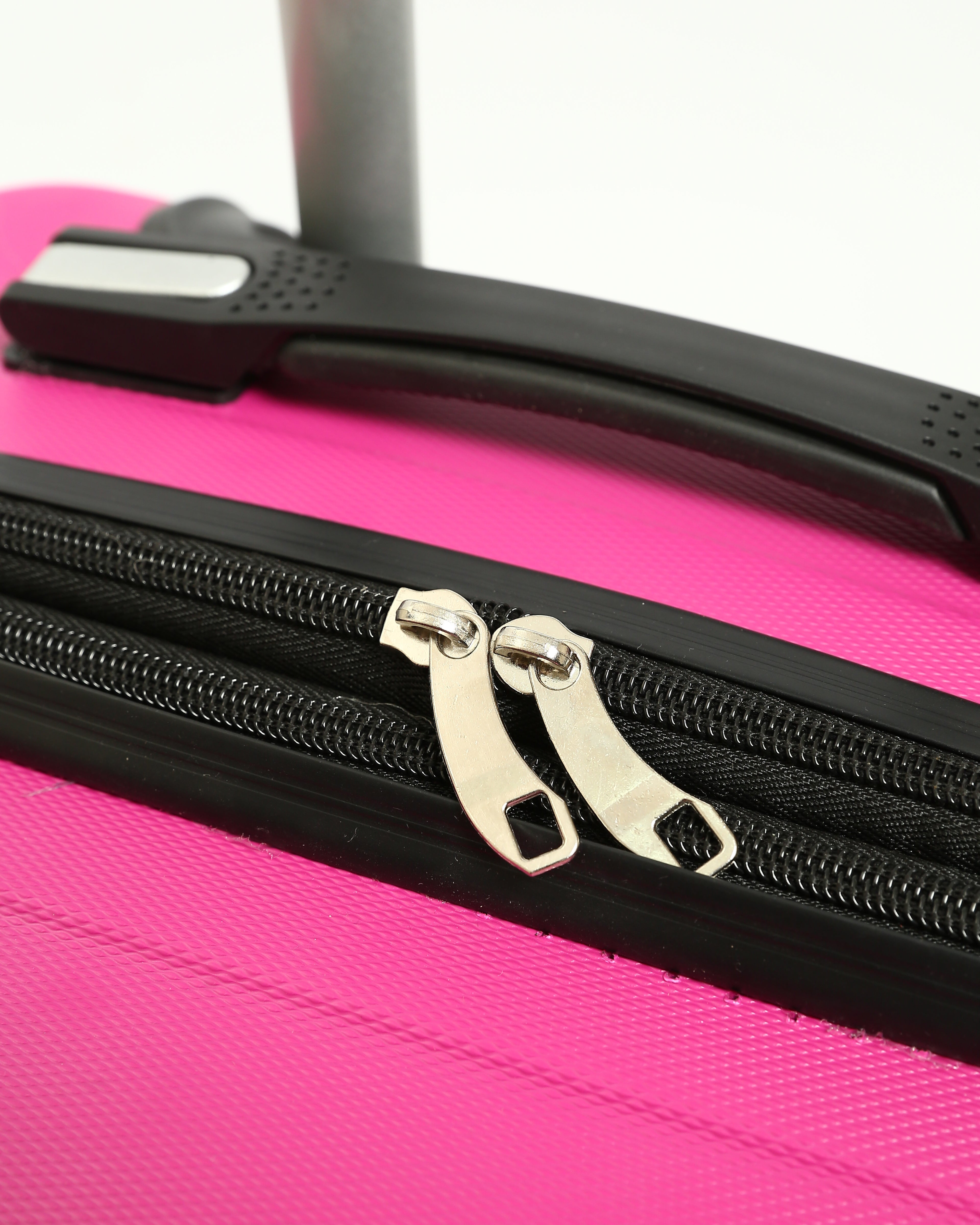 حقيبة سفر CK Premium المصنوعة من السيليكون الصلب - بينك ساخن