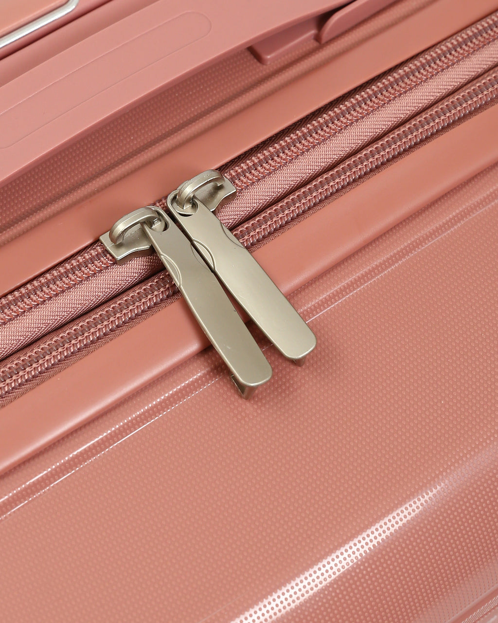 حقيبة سفر ايليت المصنوعة بالكامل من السيليكون - داستي روز