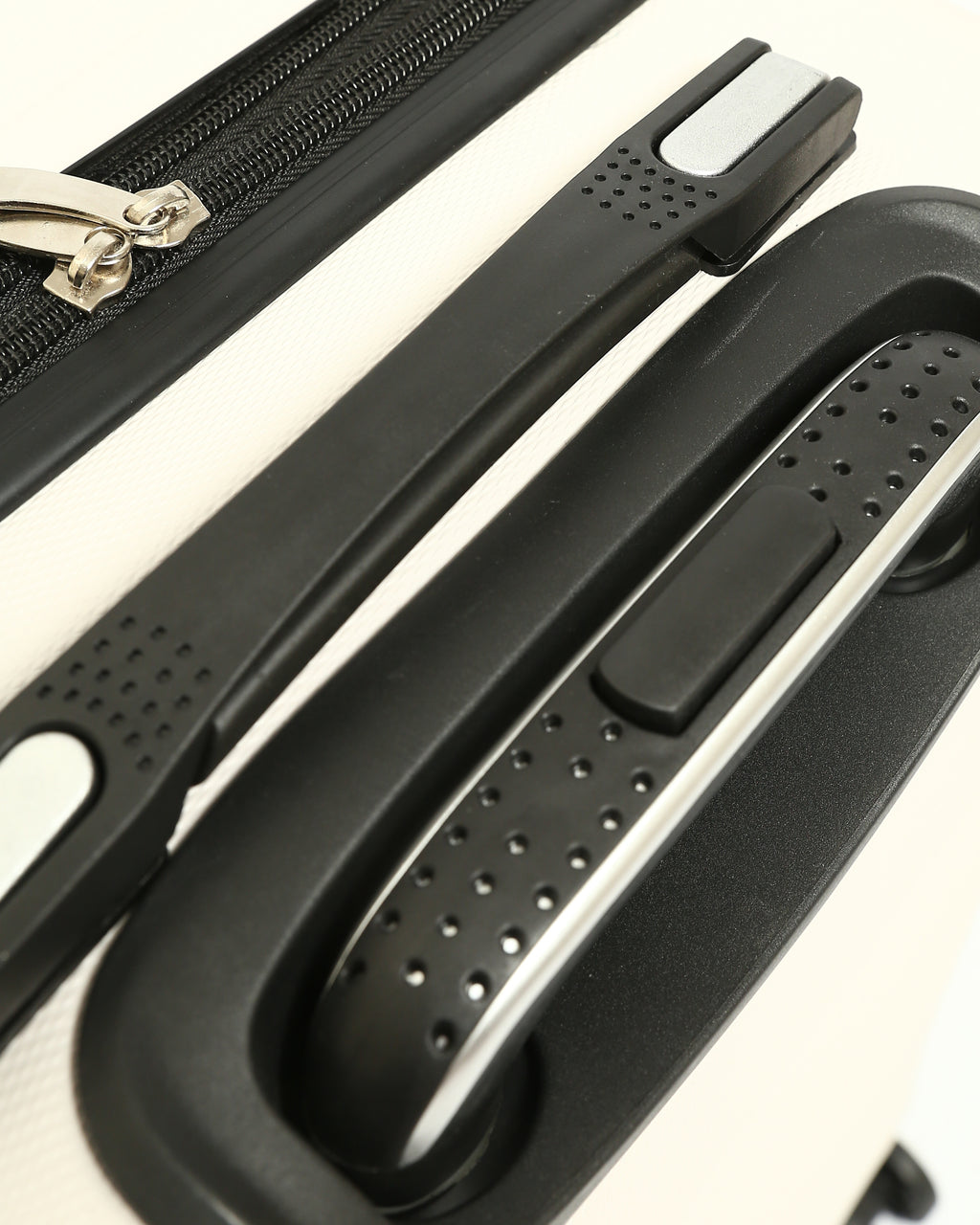 حقيبة سفر CK Premium المصنوعة من السيليكون الصلب - أبيص