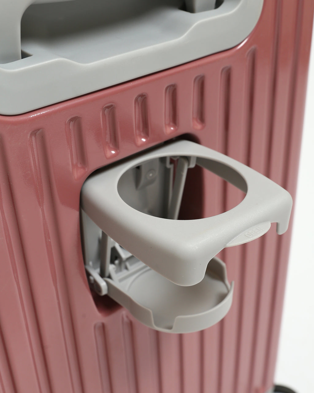 تايتان إيدج – شنطة سفر استثنائية لون روز جولد