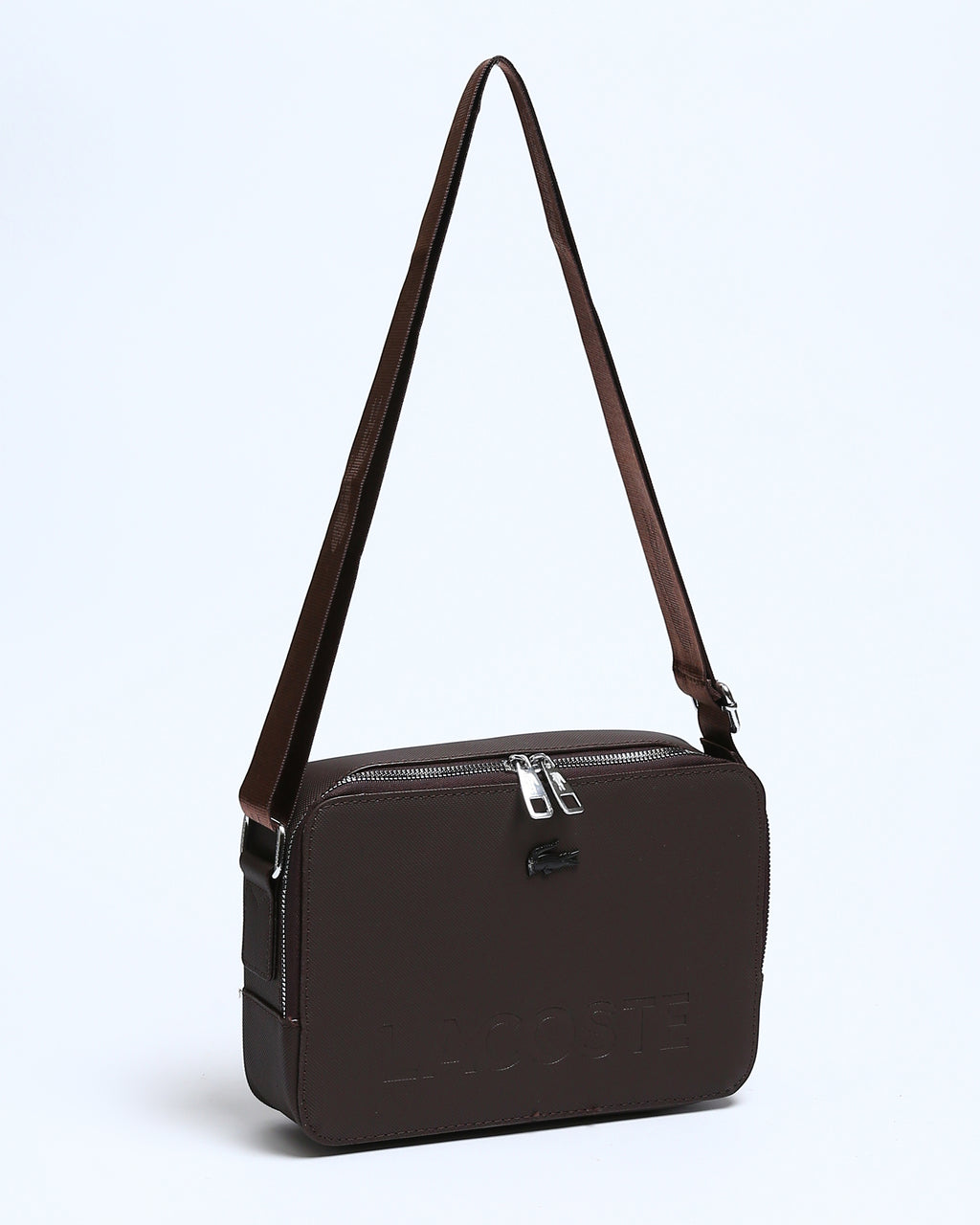 حقيبة لاكوست الأساسية - بني غامق كلاسيكي