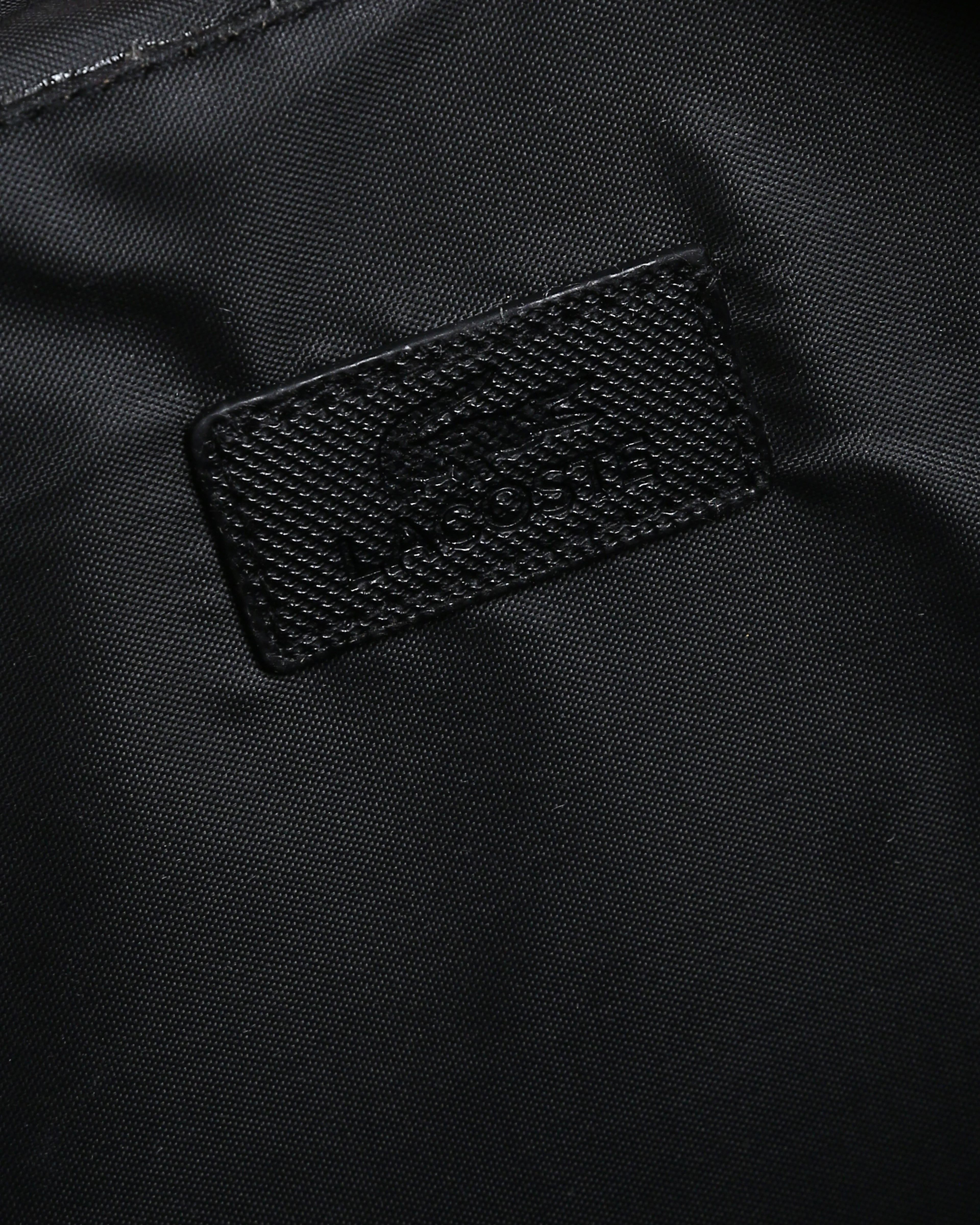 حقيبة لاكوست الأساسية - آسود