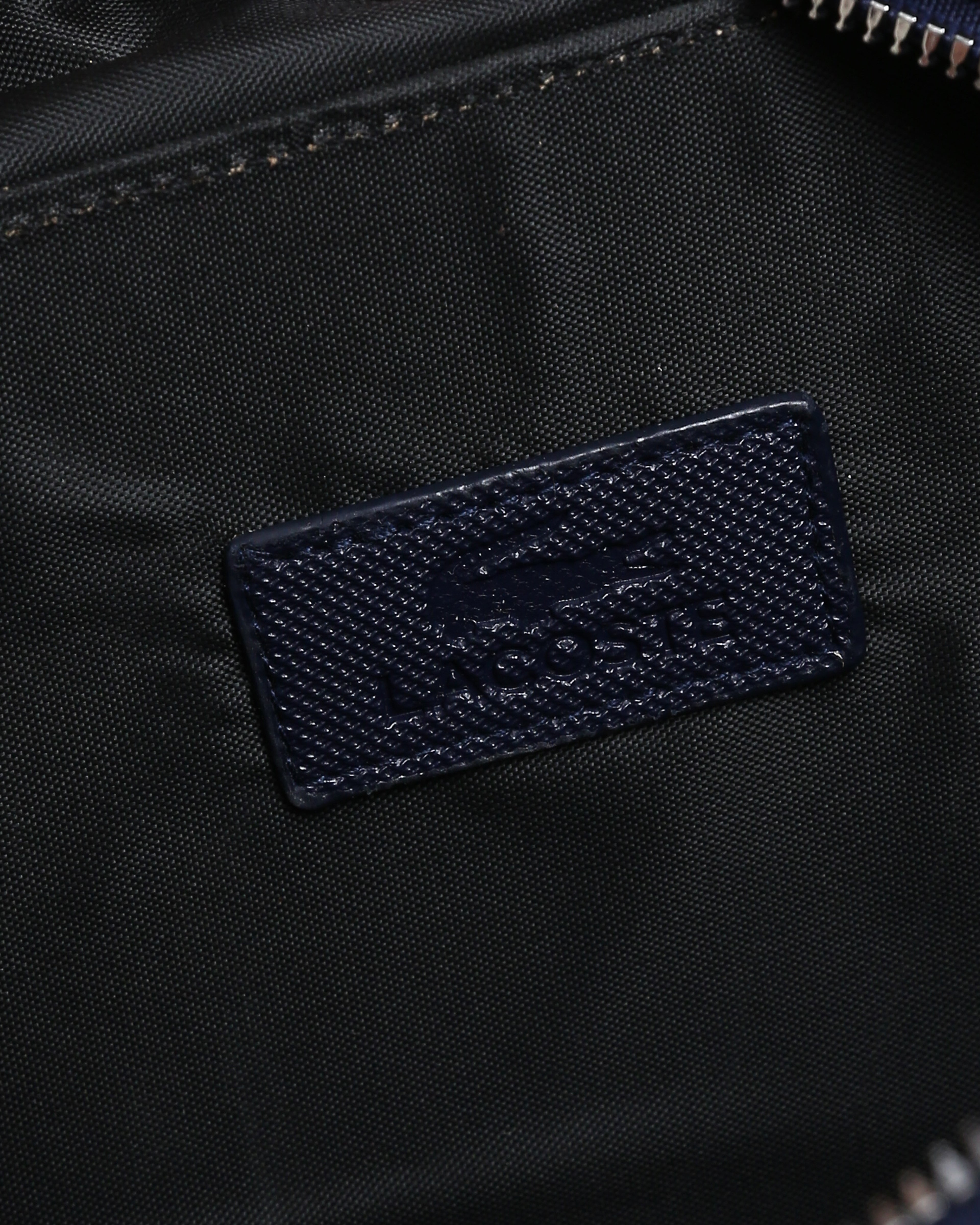 حقيبة لاكوست الأساسية - كحلي