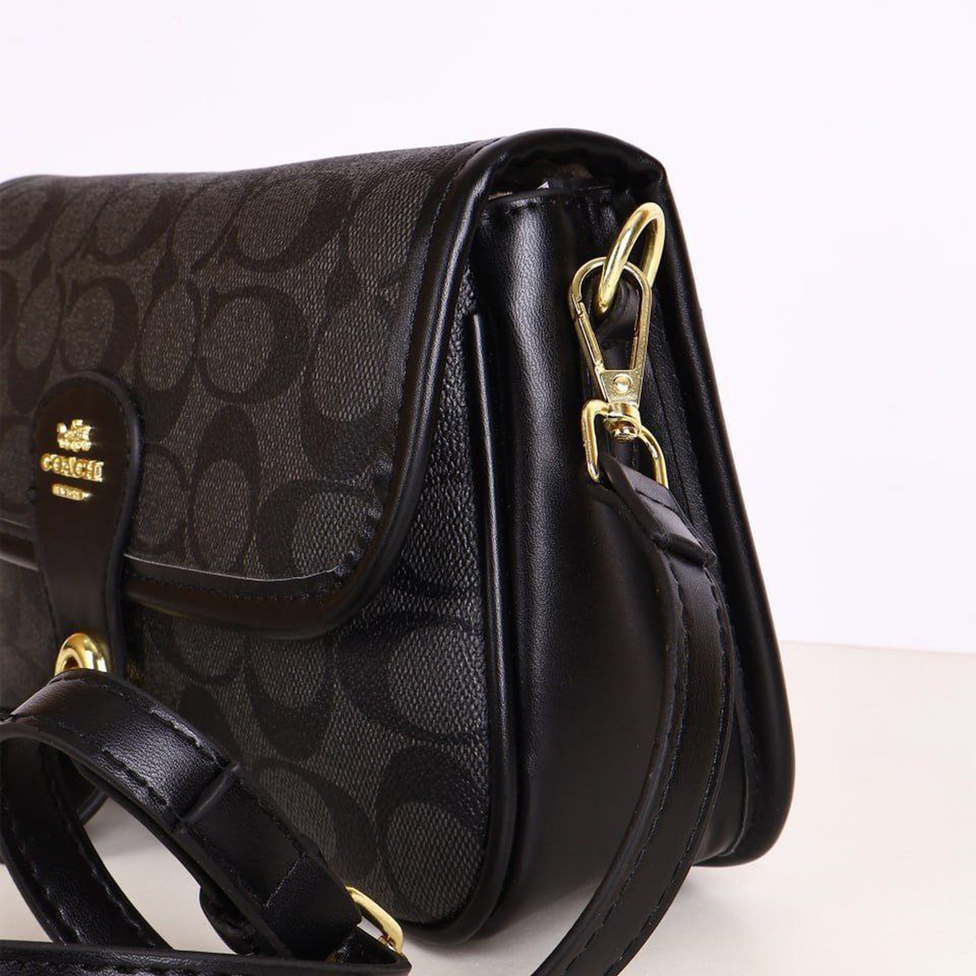 Coach Signature Canvas Crossbody Bag – Black Edition