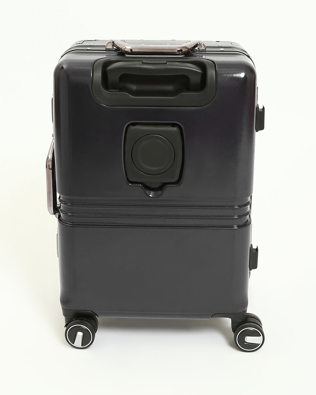 تايتان إيدج – شنطة سفر استثنائية لون اسود