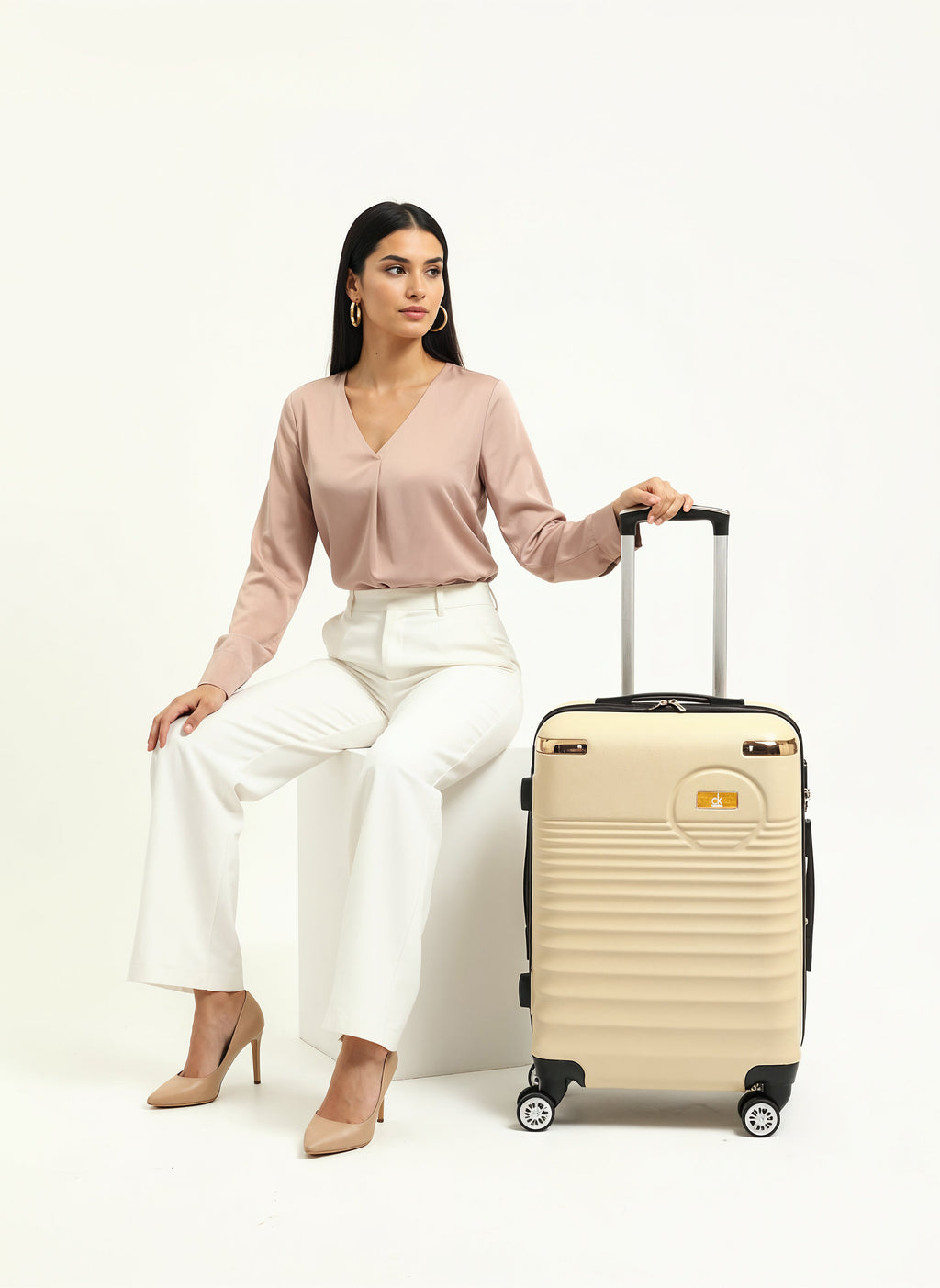 حقيبة سفر CK Premium المصنوعة من السيليكون الصلب - بيج