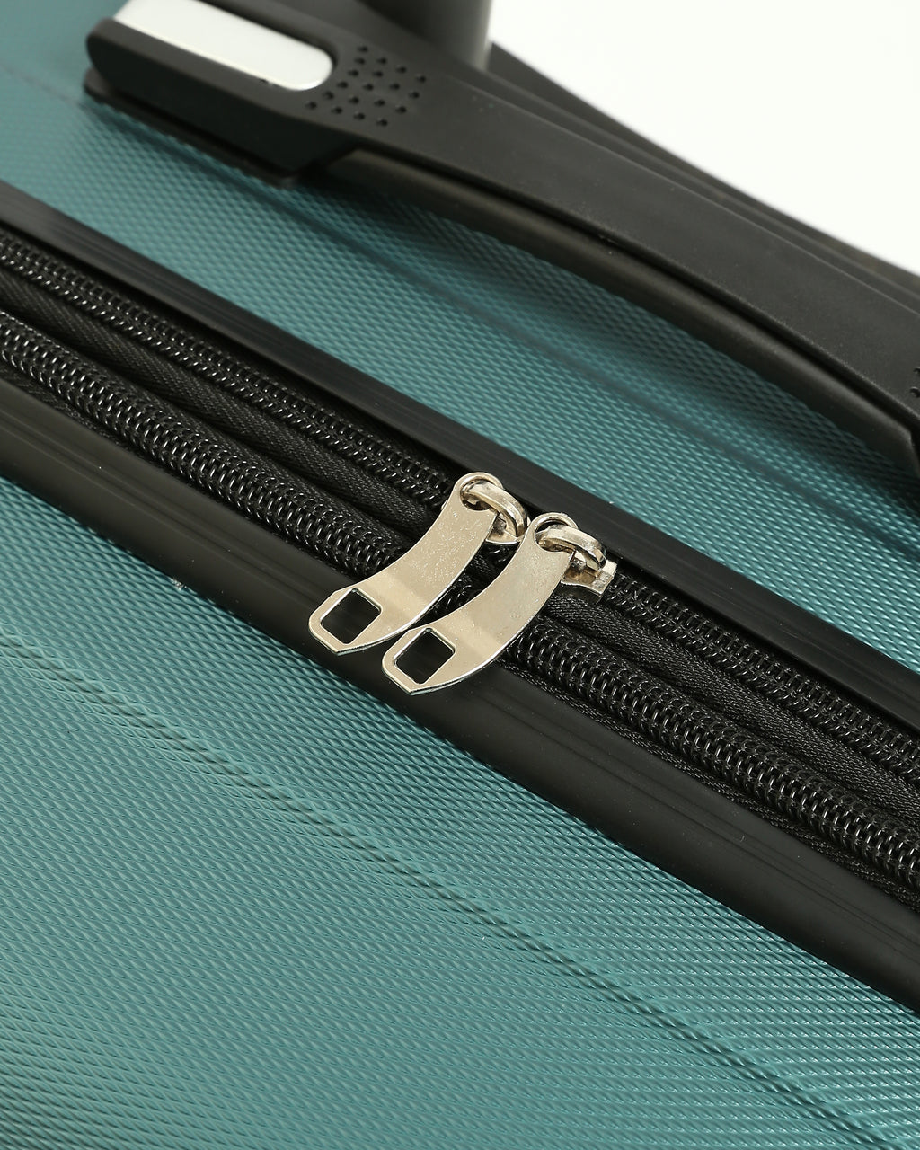 حقيبة سفر CK Premium المصنوعة من السيليكون الصلب - بترولي