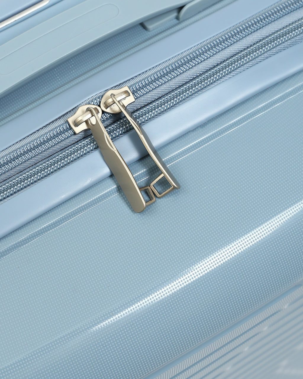 حقيبة سفر ايليت المصنوعة بالكامل من السيليكون - آزرق سماوي