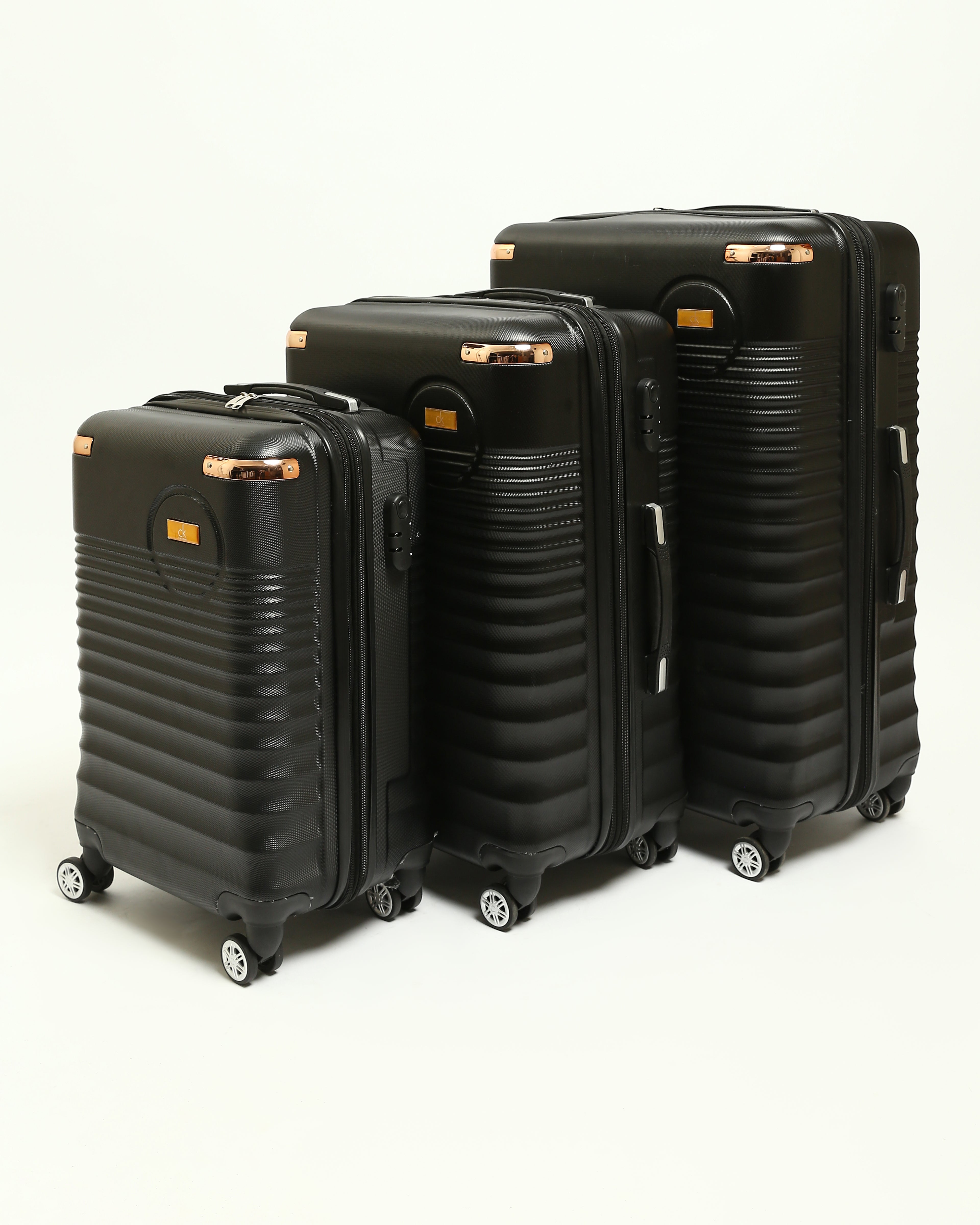 حقيبة سفر CK Premium المصنوعة من السيليكون الصلب - أسود