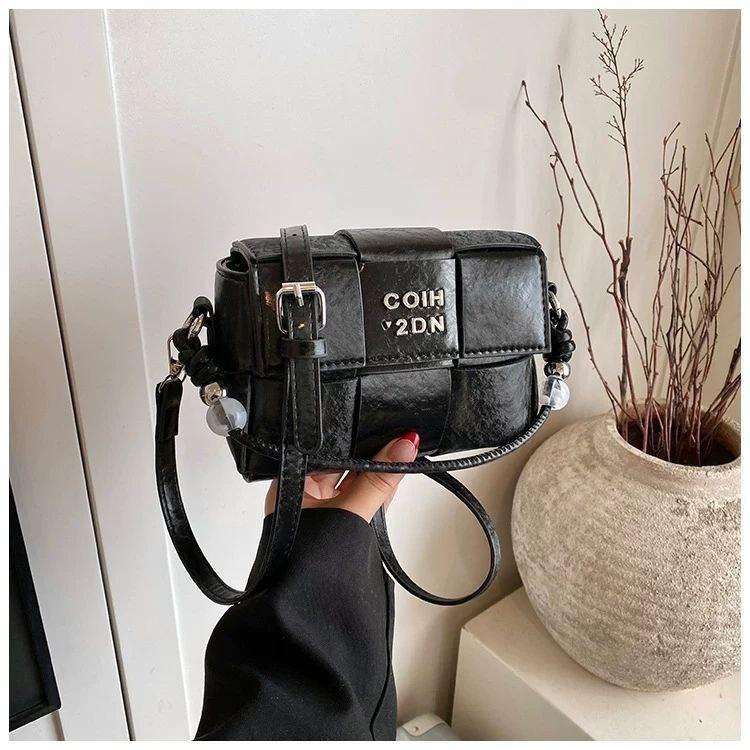 Black Woven Handbag with Crossbody Strap – COIH ’2DN Design